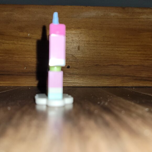 Lego The Lego Movie 2 Minifigure Series 71023 Unikitty - Picture 6 of 9